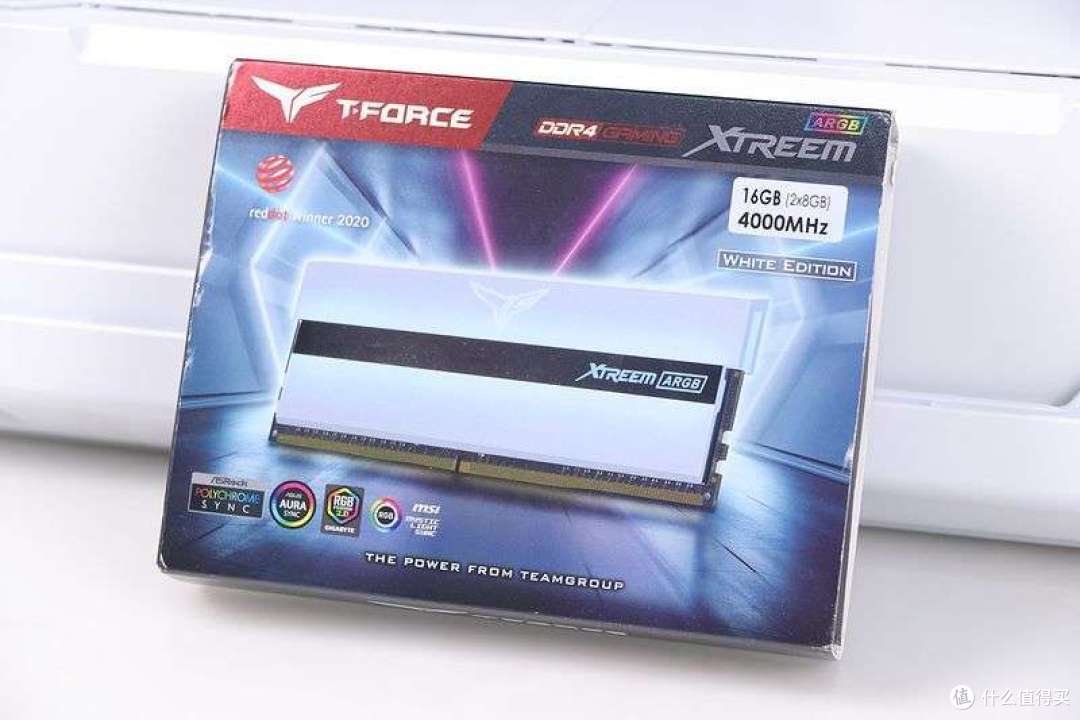 十铨梦境DDR4 4000体验，内存界颜值担当，默频很能打