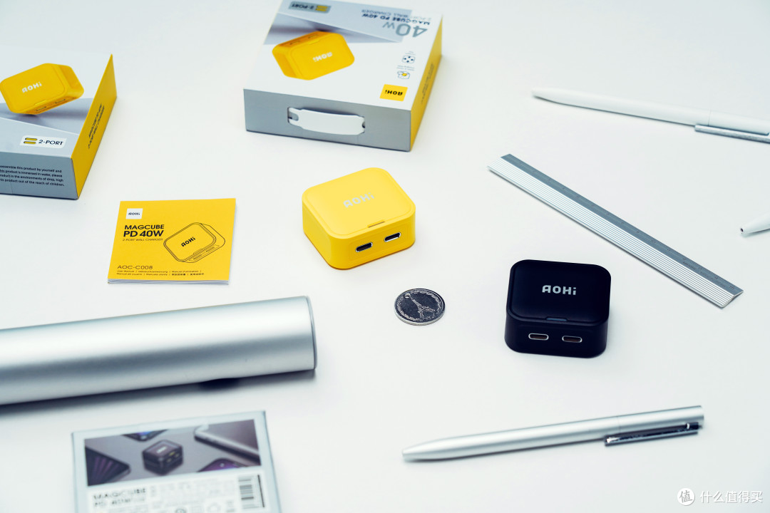 先于苹果发布,超小双口快充:aohi 40W 双口充电器解析
