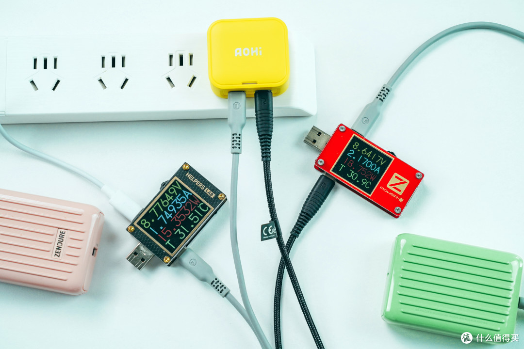 先于苹果发布,超小双口快充:aohi 40W 双口充电器解析