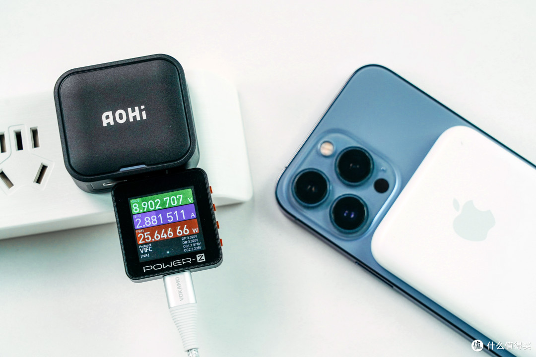 先于苹果发布,超小双口快充:aohi 40W 双口充电器解析