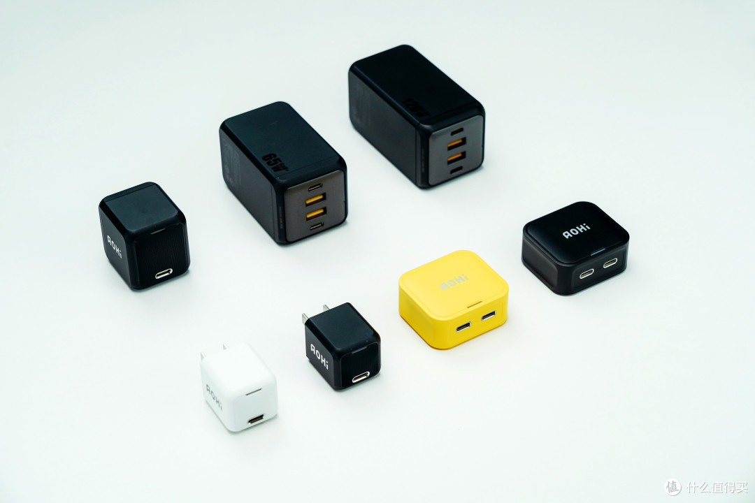 先于苹果发布,超小双口快充:aohi 40W 双口充电器解析