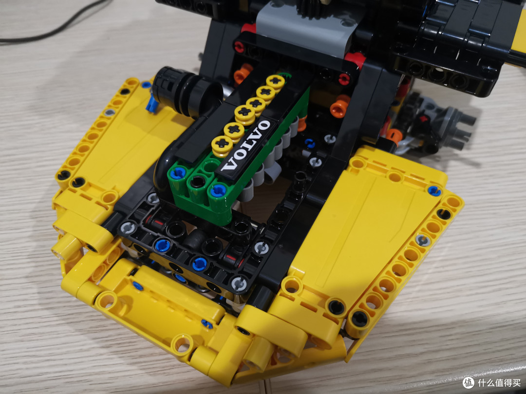 LEGO 42114 机械组系列 沃尔沃铰接式拖车 评测