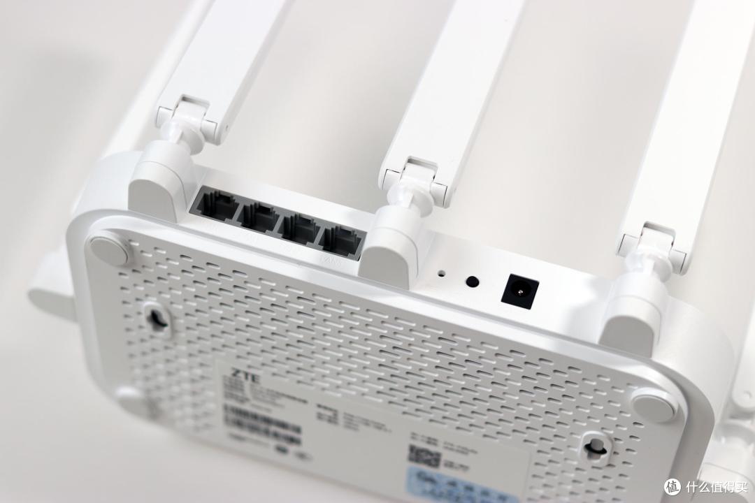 自研双核芯!中兴AX3000巡天版WiFi6路由器开箱:网速快游戏稳