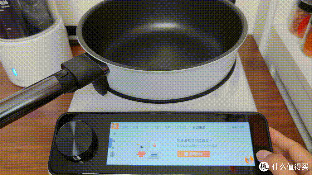 自动炒菜机器人真香？自动投料+不洗锅的添可食万3.0为什么这么火？让我们一探究竟！
