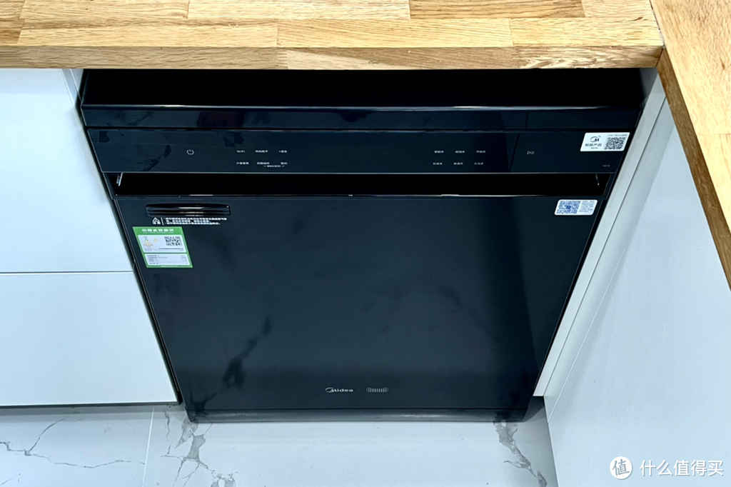 美的洗碗机怎么选？2000到5000元三款热门系列大剖析。附美的RX70使用详评