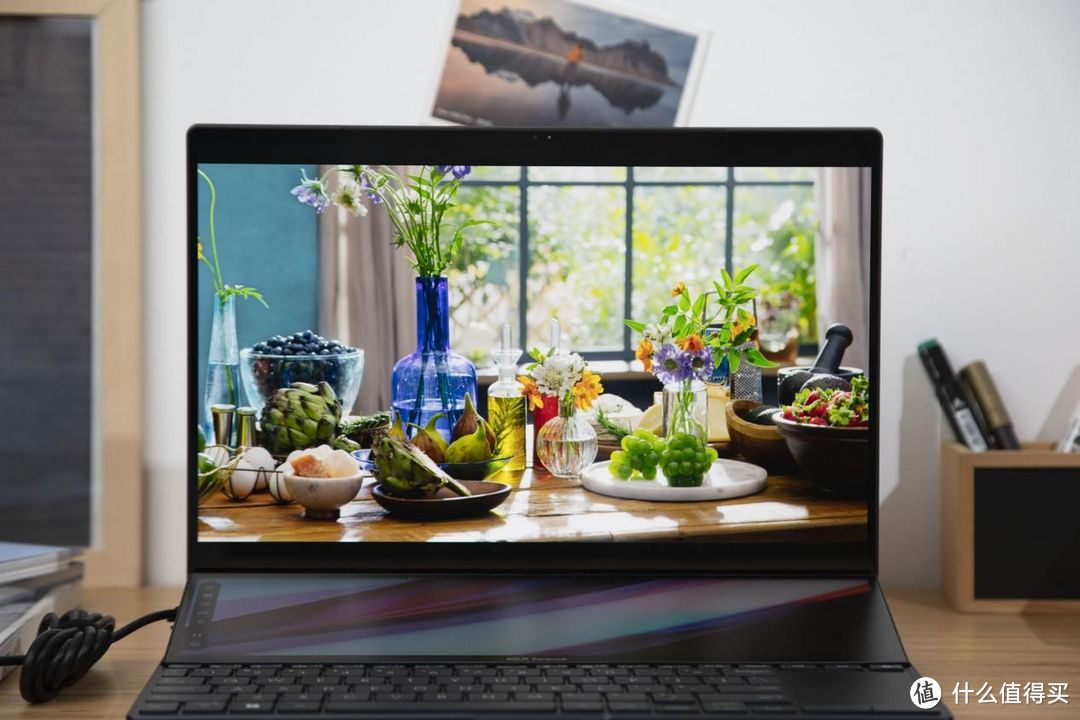 最强双屏轻薄本？移动创作也可以一步到位 华硕灵耀X 双屏Pro 2022评测