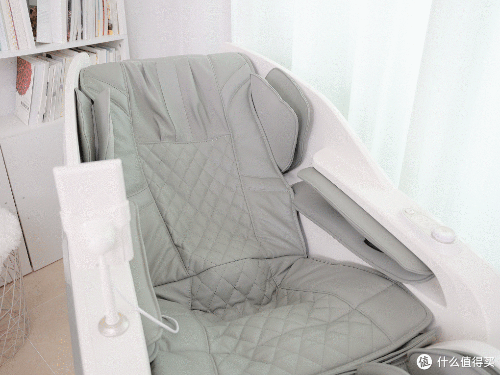 奥佳华 X9 未来元气舱分享，愉快生活不止杯里的枸杞，还有客厅的按摩椅