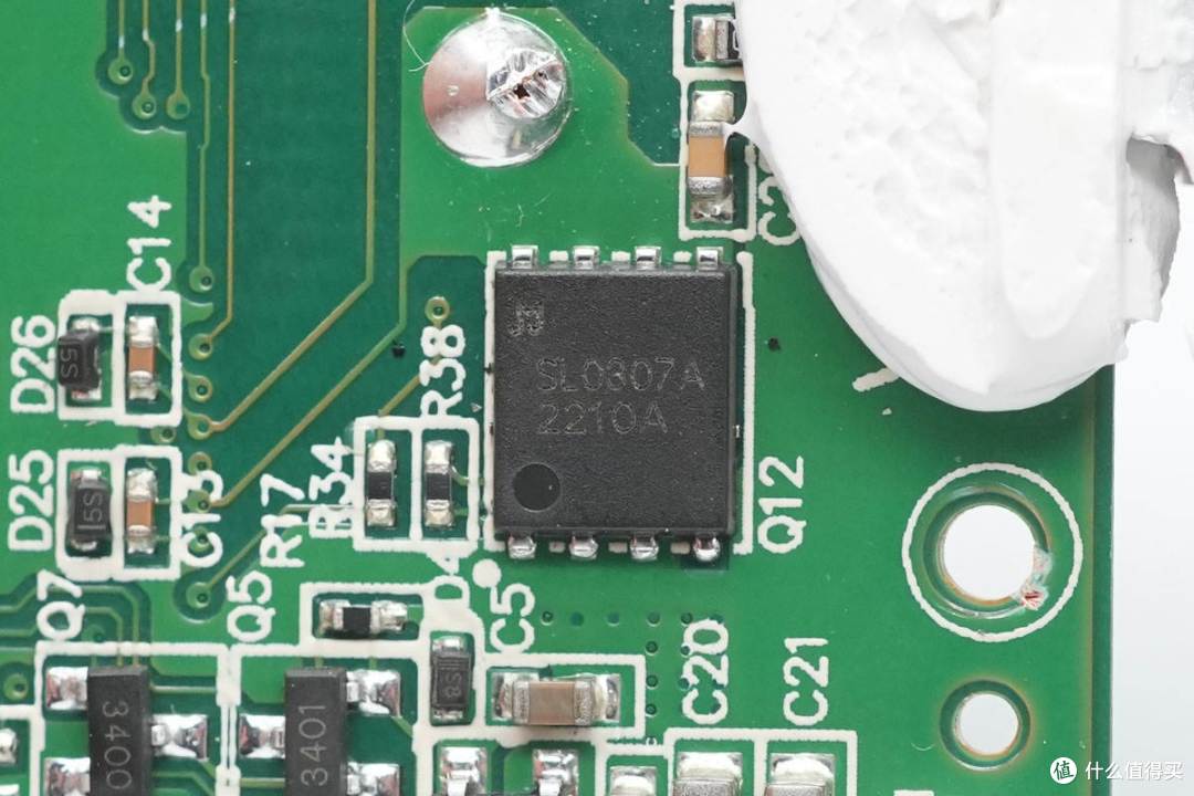 拆解报告:OPPO 33W 1A1C超级闪充移动电源PBSV03