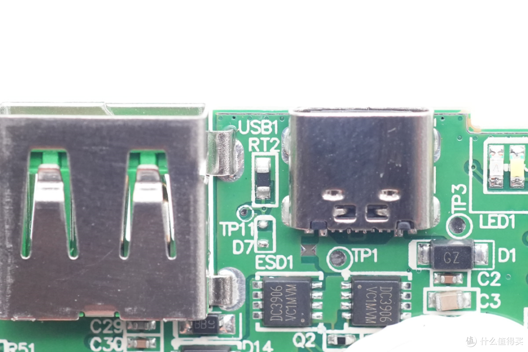 拆解报告:OPPO 33W 1A1C超级闪充移动电源PBSV03