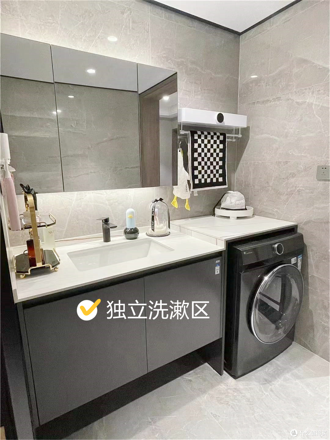 看完她家的140㎡新房,才知道定制收纳有多重要,颜值和实用并存