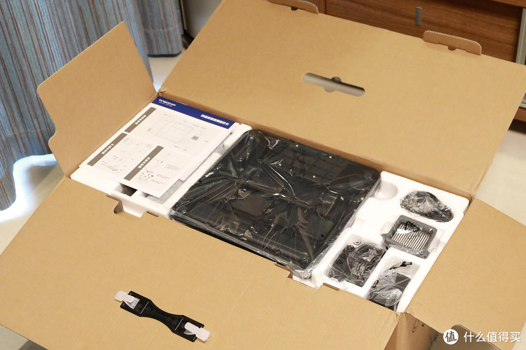 二,开箱与配件介绍