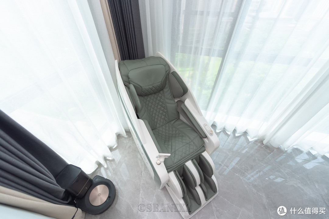 客厅的VVVIP专座，奥佳华X9未来元气按摩椅