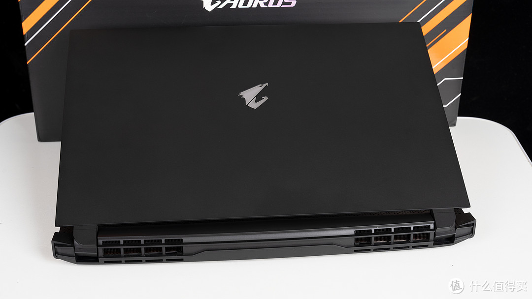 i7-12700H+RTX 3070超强游戏组合，技嘉AORUS 5 SE4游戏本拆解评测