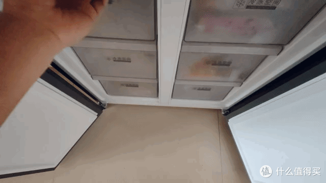 2022冰箱攻略：大容量、冷冻力大、母婴分区的十字对开门冰箱，2千多元就能买到