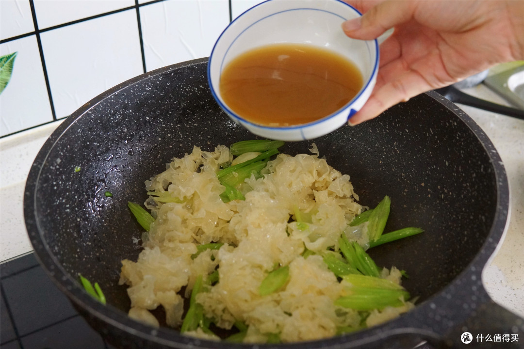 过端午节,试试这6道“黄金素菜”,都是应季的好菜,鲜美可口