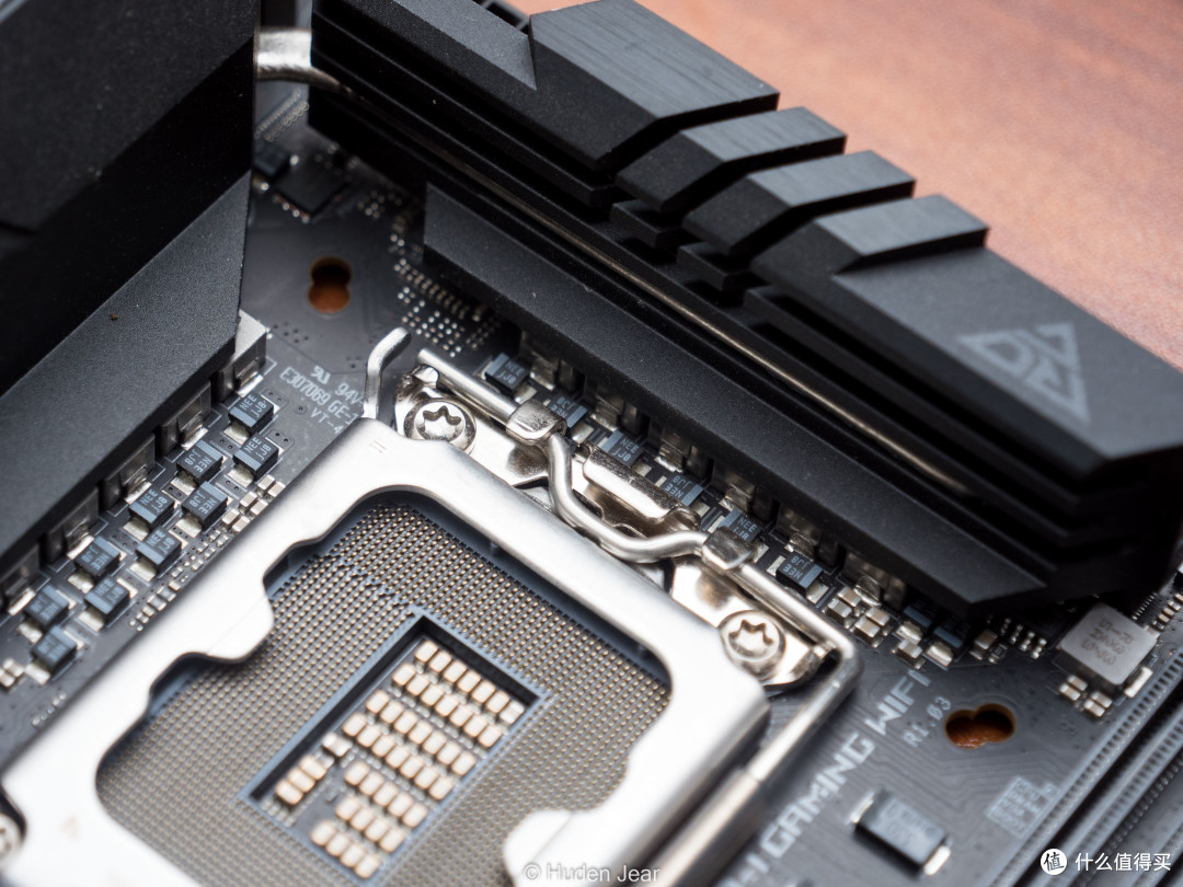 PC整备计划!ASUS Rog Strix Z690-I+12900K换装ITX
