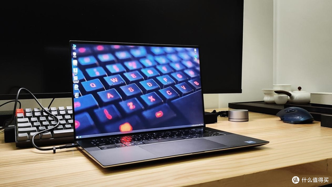 "一边减法,一边加法。"——Dell Precision 5560产品测评报告