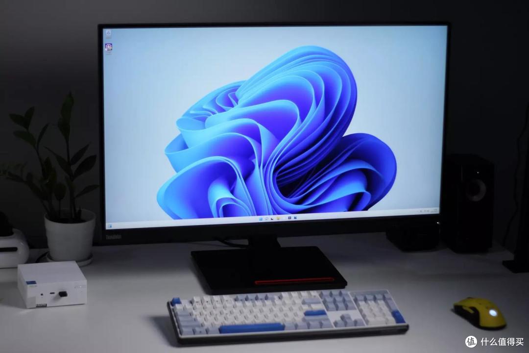 靠谱的商务大屏4K显示器 - ThinkVision P32p