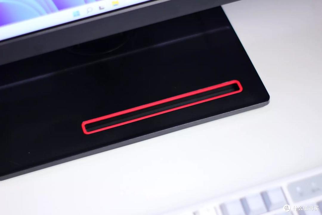 靠谱的商务大屏4K显示器 - ThinkVision P32p