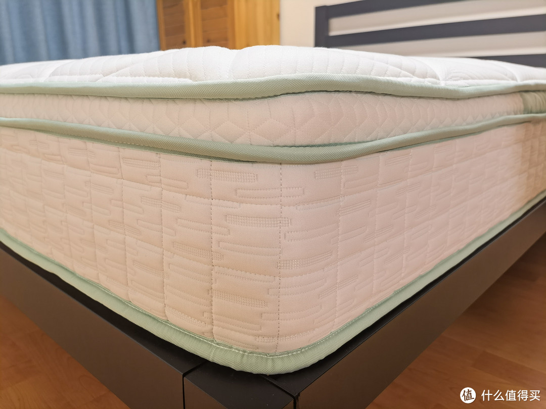 床垫选的好，让你“懒”的理直气壮，喜临门三区护脊懒人床垫