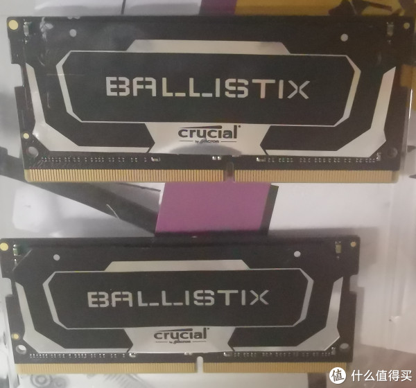 全金属散热片是实力的象征