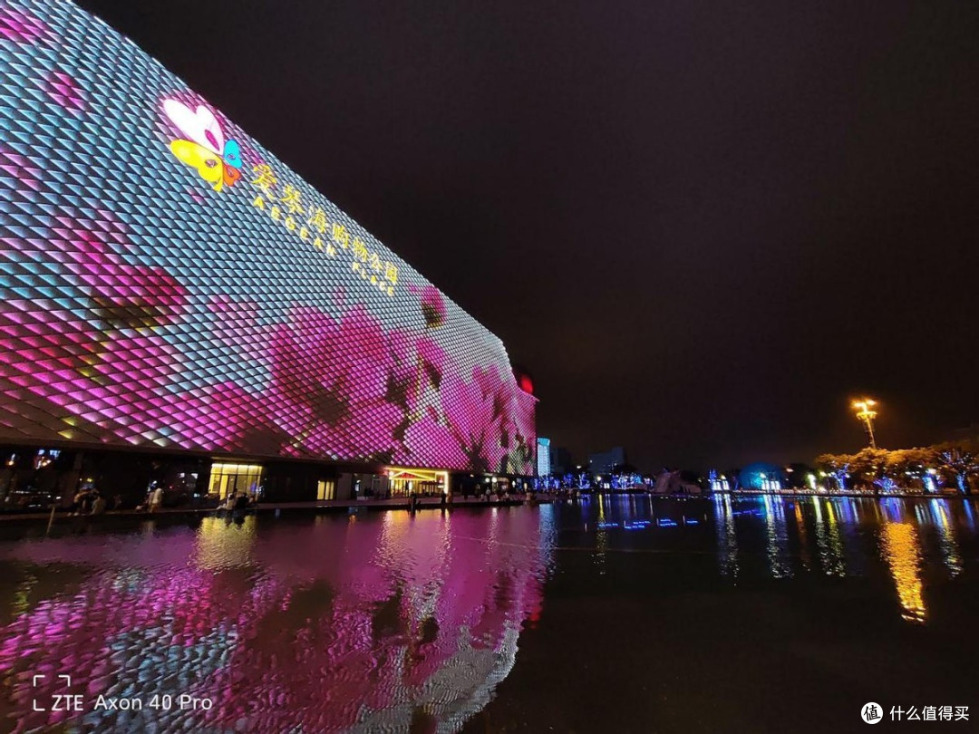想要能拍又能打的全面水桶机?试试中兴Axon 40 Pro吧