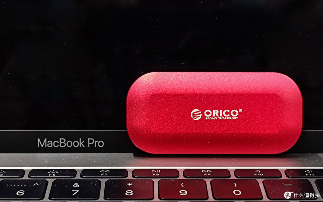 更小、更快、更稳:ORICO 移动硬盘IV300