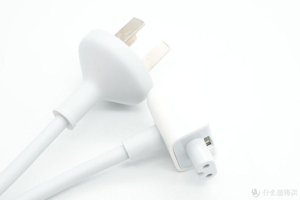 拆解报告：Apple苹果45W MagSafe 2充电器A1436