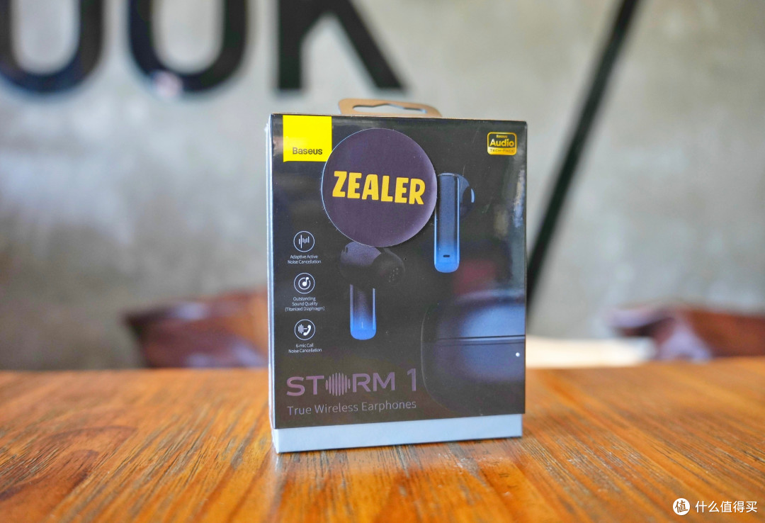 渐变色入耳式用过?倍思Storm 1真无线降噪耳机体验,或不同凡响