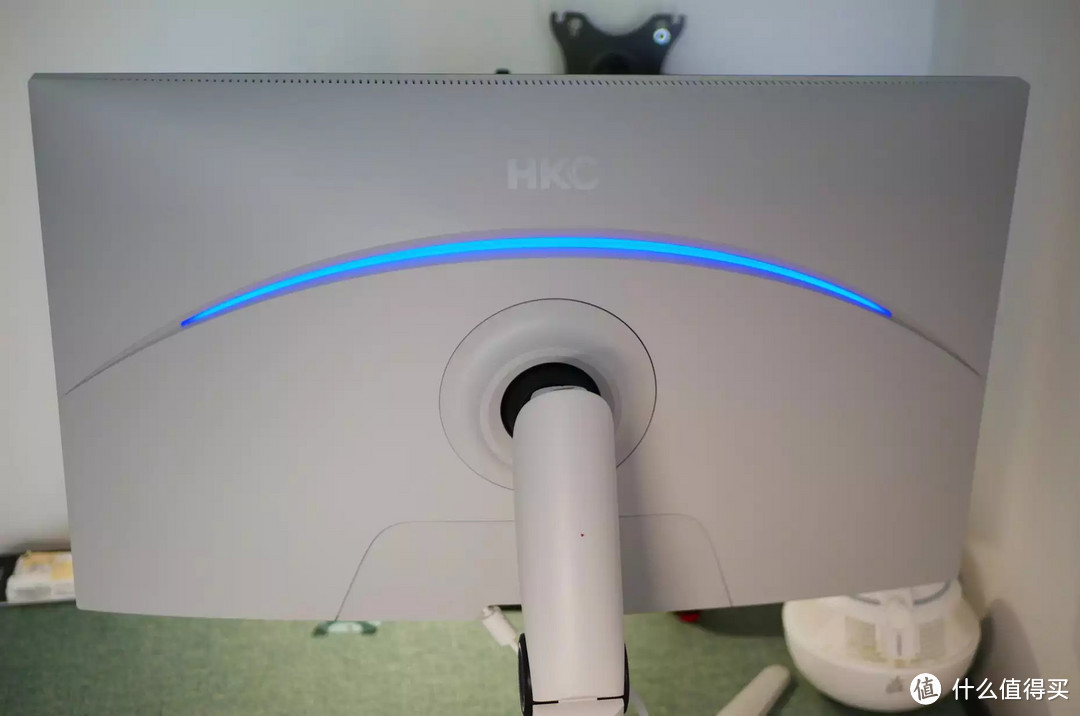 HKC PG271Q MiniLED显示器，不仅有人性化的支架，还有出众的画质