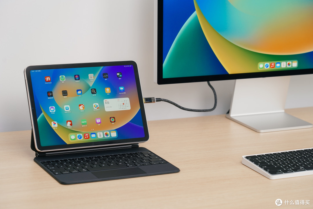 一根线让iPad实现全屏扩展,还能看功率:AOHI数据线测试