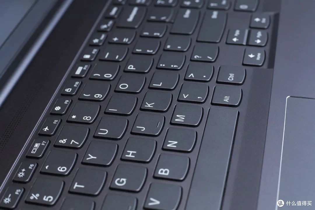 高配置和性价比「我全都要」，618 我想买这台 Windows 笔记本……