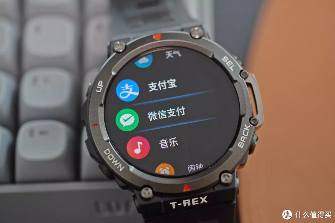 一千出头的硬核户外智能手表，华米Amazfit T-Rex 2使用体验