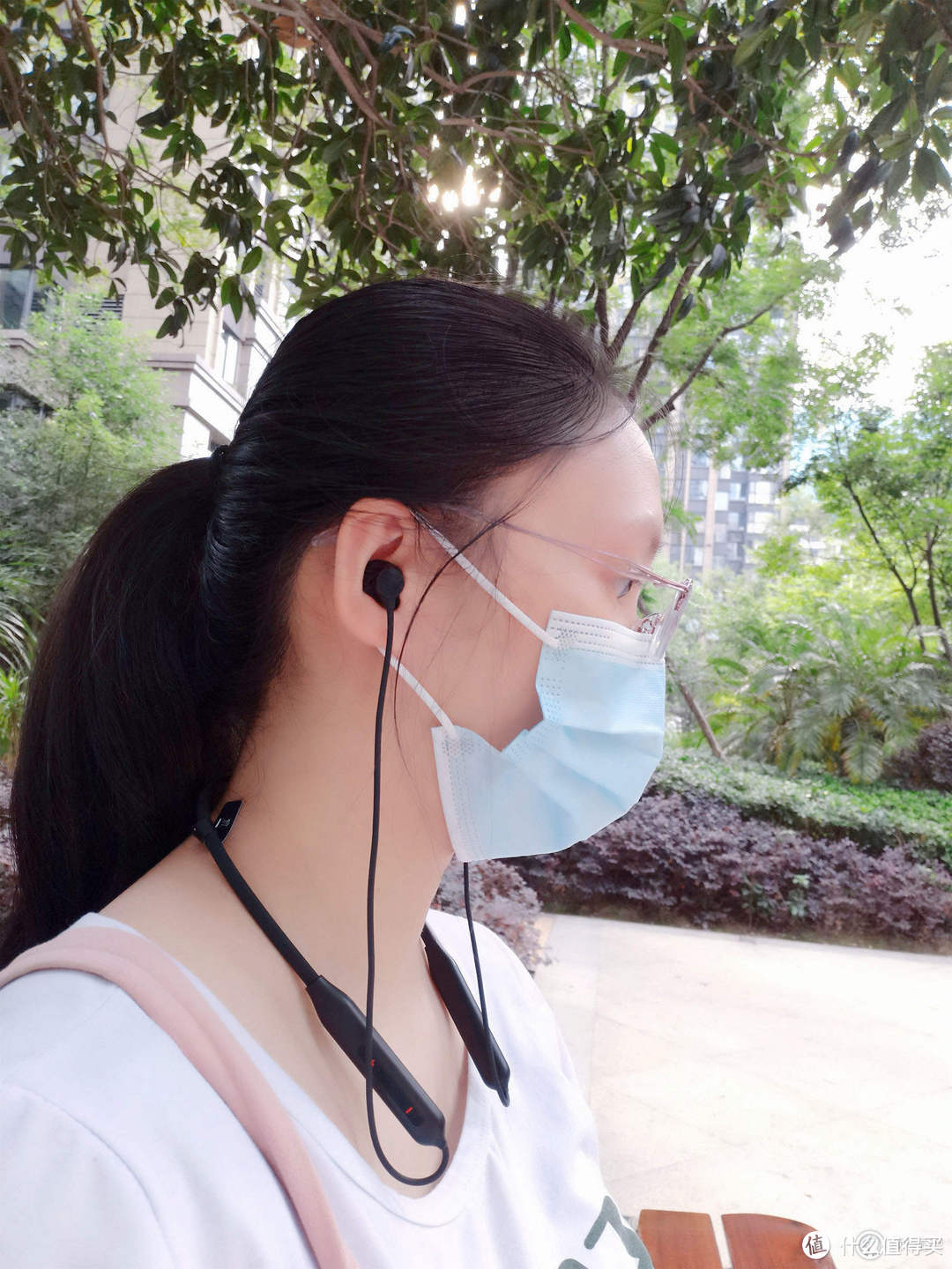 超长续航,一挂无忧——一加云耳Z2颈挂式蓝牙耳机实测