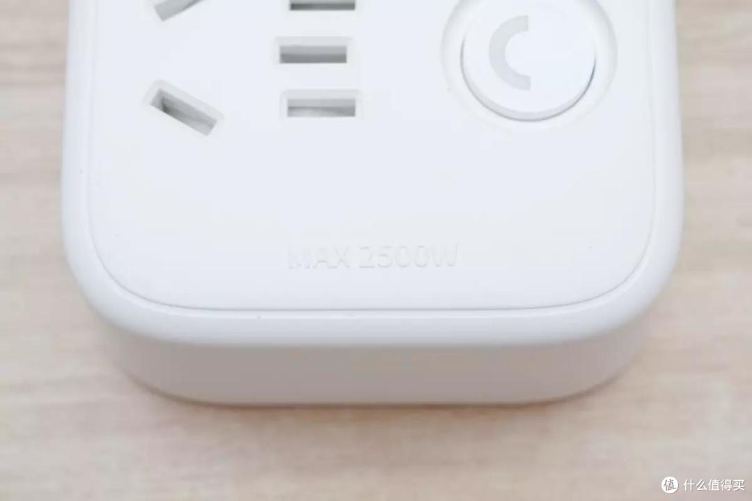 aigo 六位六控延长线插座开箱图赏