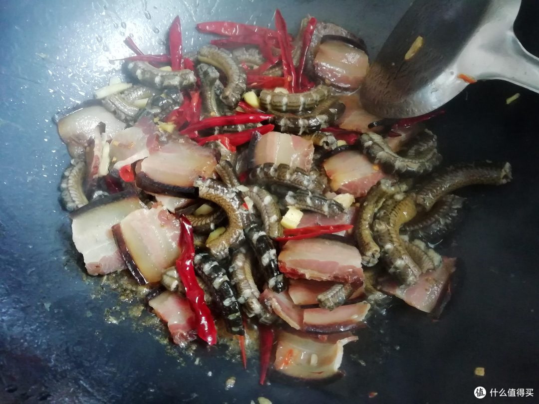 吃了半辈子黄鳝，还是喜欢湖南人的做法，1斤黄鳝吃光光，太香了