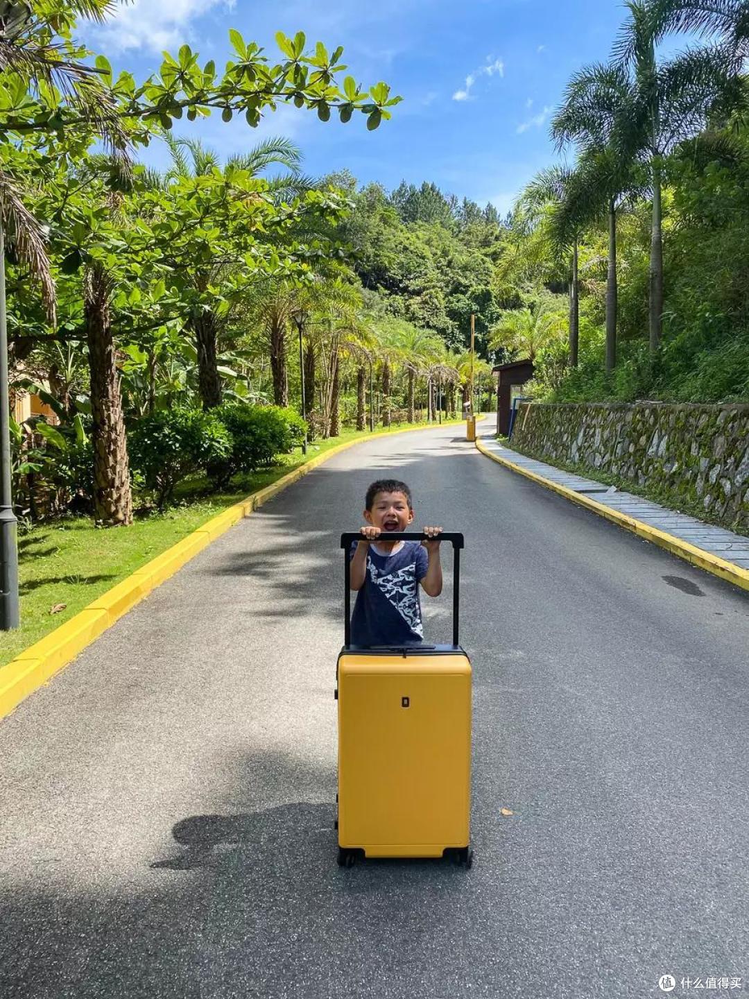 耐用又能装，地平线8号大旅行家24寸旅行箱旅行使用体验