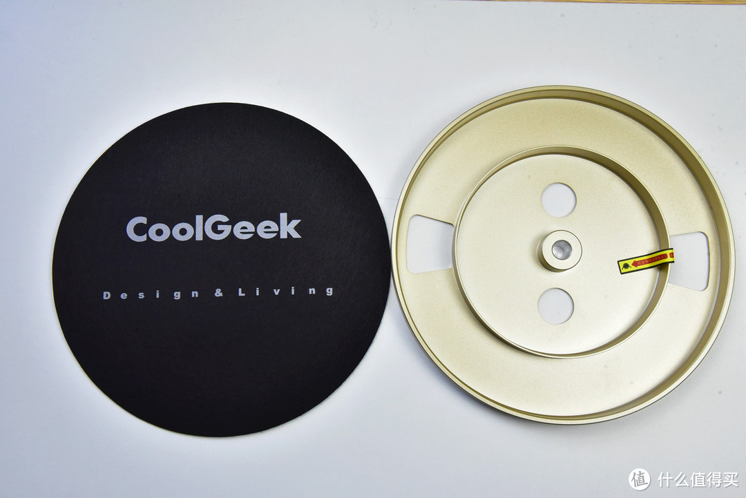 一代自带蓝牙音箱的黑胶唱机可否让年轻人爱上黑胶？CoolGeek CS01上手