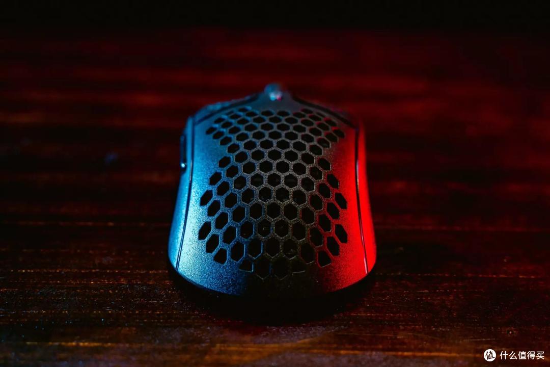 直接把线炫掉：HyperX 旋火无线版本