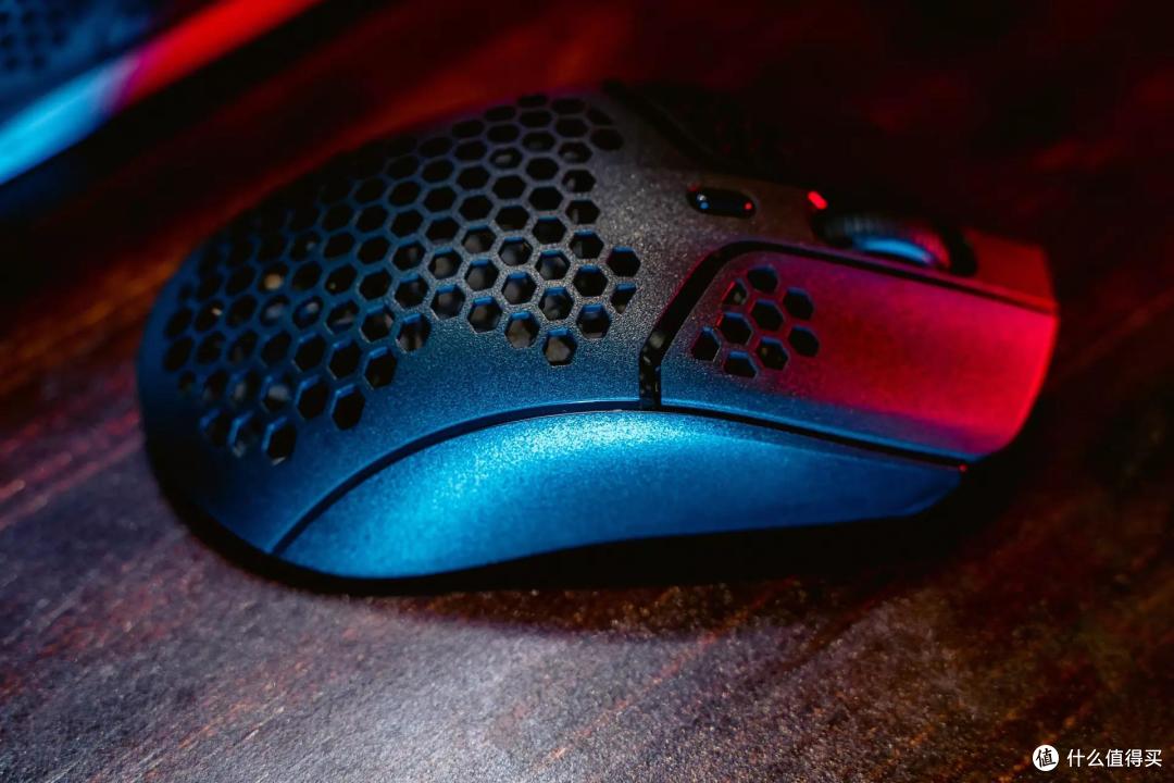 直接把线炫掉：HyperX 旋火无线版本