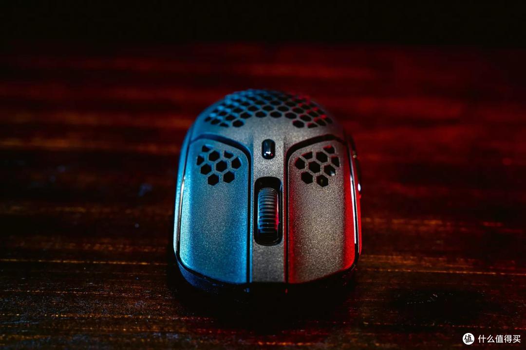 直接把线炫掉：HyperX 旋火无线版本