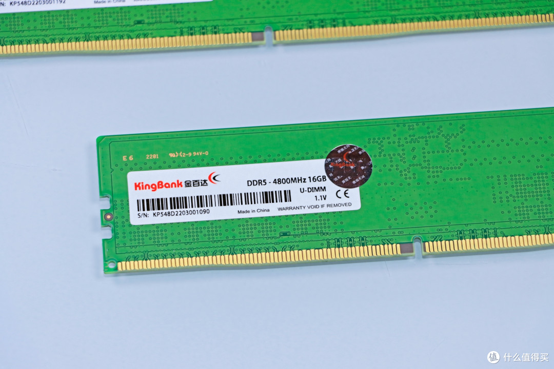 30% 超频幅度的 12400 ! 华硕 ROG B660-G 整机实战非 K 超频