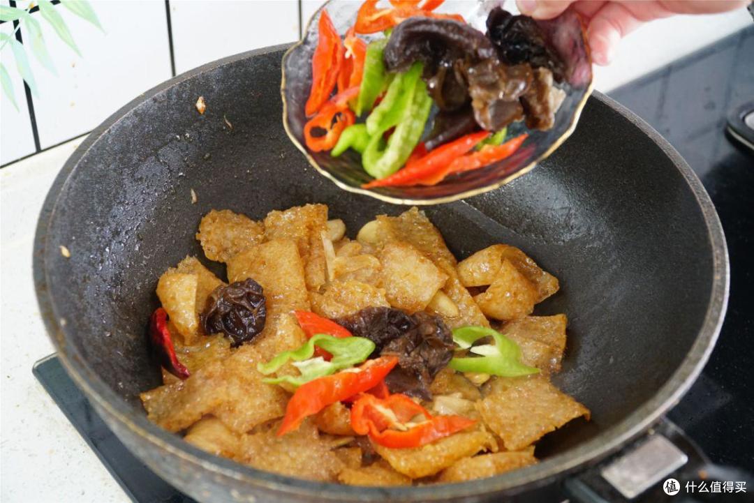 夏季不知道炒啥菜?试试这5道家常菜,比大鱼大肉舒服,开胃解馋