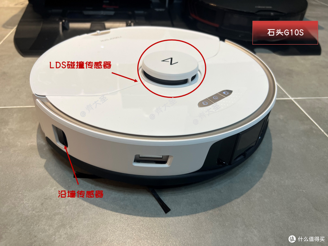 拖地哪家强？四款热销扫拖机器人实测对比（石头/云鲸/360/科沃斯）