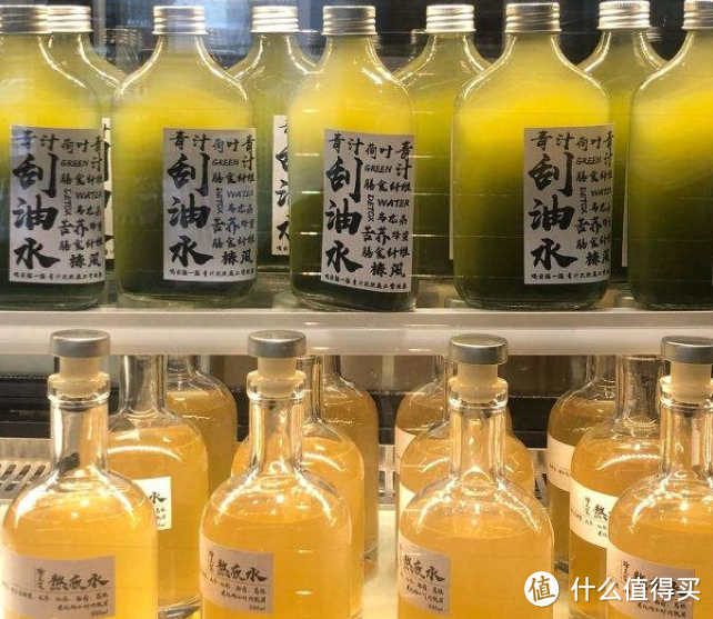 蜂王浆熬夜水、红参咖啡：搜罗茶饮养生（朋克养生）新势力