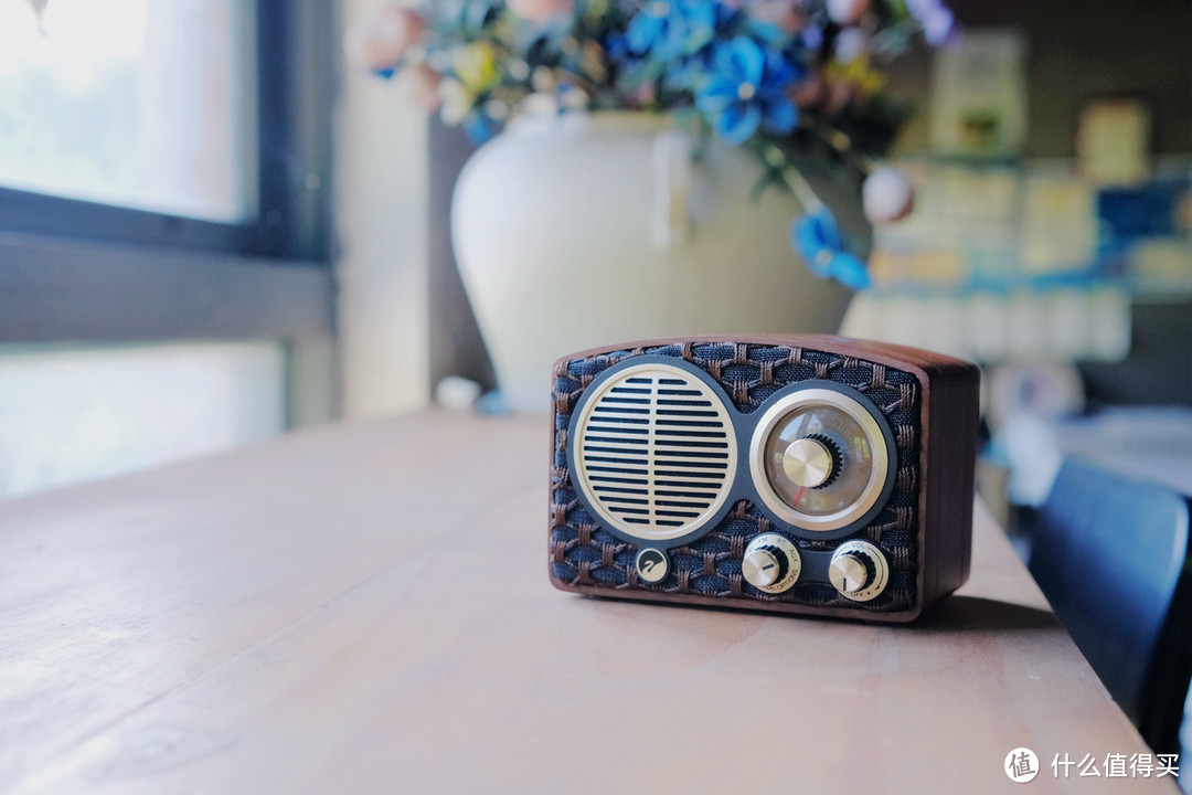 轻奢古典外衣、科技内核,惠威MT1-Mini蓝牙、FM、WIFI便携音箱