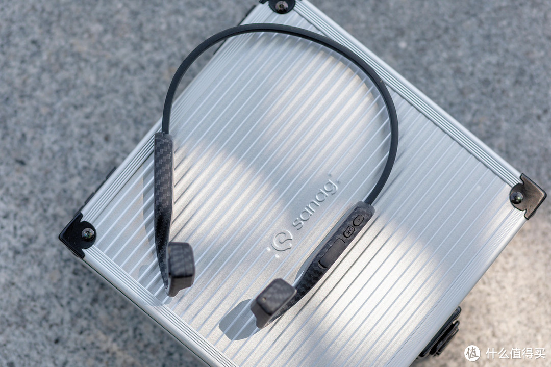 sanag塞那A11S Pro Max气传导耳机，碳纤维纹理，让运动更逼格