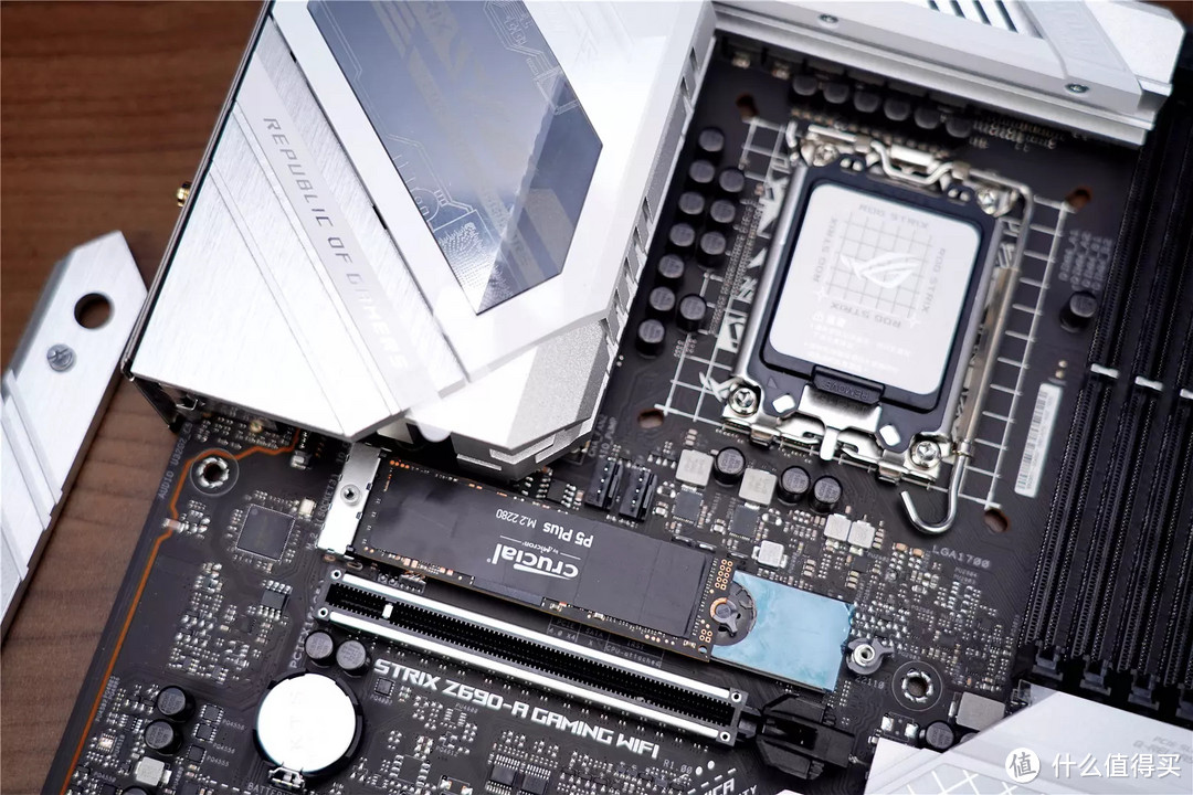 原厂主控+美光176层3D NAND,这次的英睿达P5 Plus的确很有料!