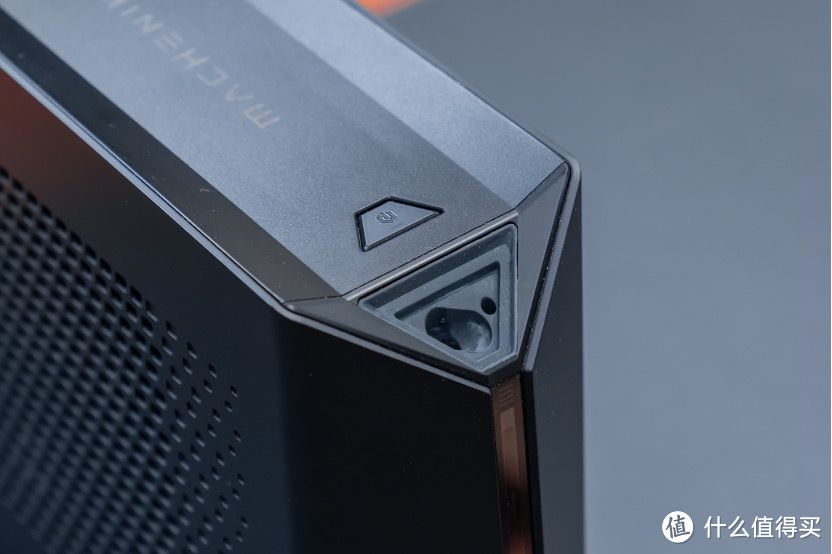 英特尔酷睿 i9-12900H + RTX 3070 Ti 水冷超频游戏本到底有多强?机械师星辰 17 测评详解