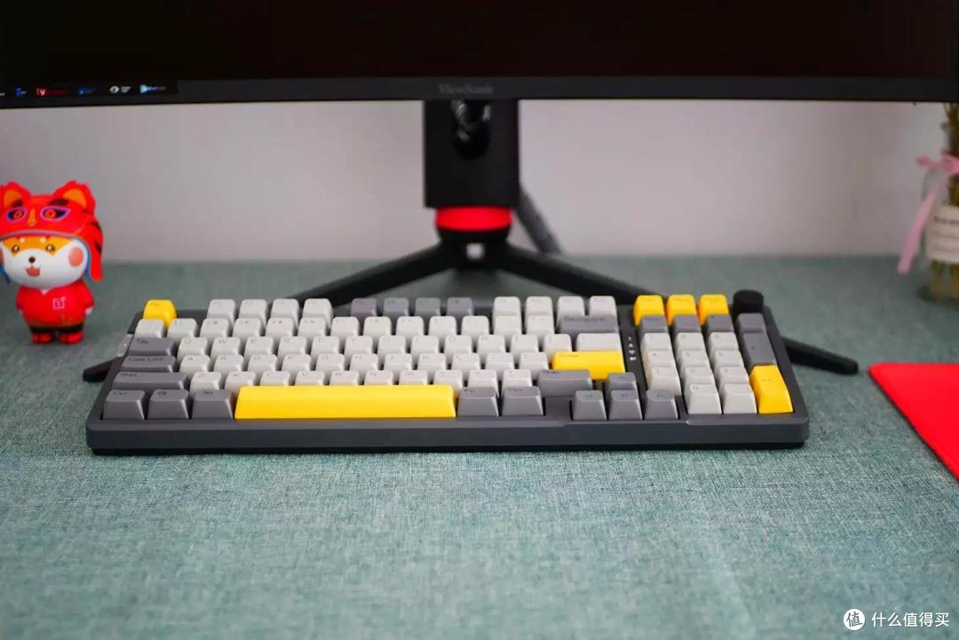 98键+三模+1万毫安电池!黑爵AK966机械键盘是真硬核